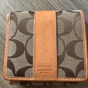 Vintage Coach Bi-fold Signature Brown and Tan Leather Wallet